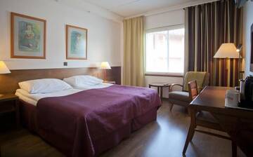 Фото номера Двухместный номер с 2 отдельными кроватями Отель Hotel Inari г. Инари 20