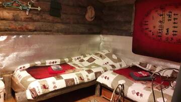 Фото номера Дом с 1 спальней Дома для отпуска Cabin at Huskies Farm г. Инари 21